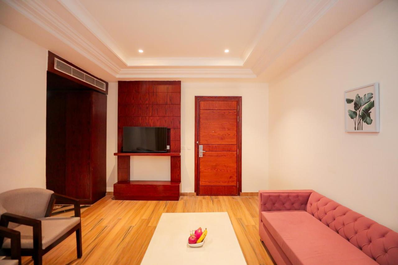 Regenta Place Phagwara By Royal Orchid Hotels Limited Eksteriør bilde